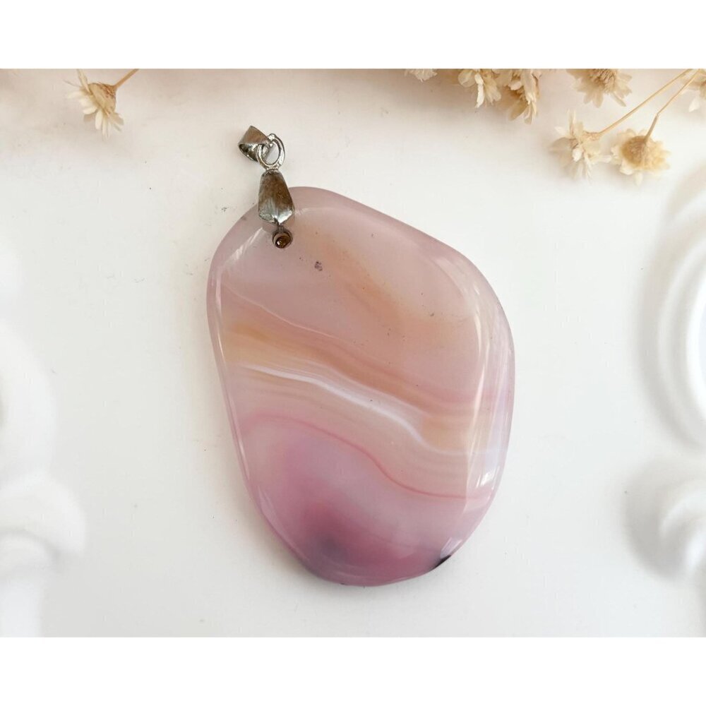 Apricot Polished Banded Agate Crystal Free-Form Sterling Silver Vintage Pendant